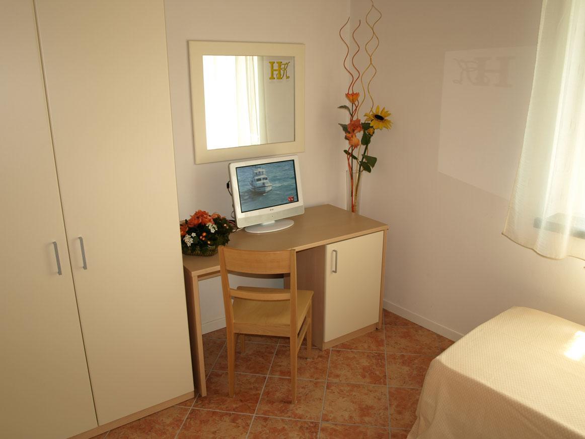 Hotel Karol Монца Экстерьер фото